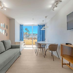 Newly Renovated Studio 2 Min From Playa La Arena